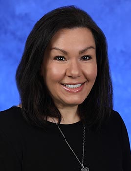 Professional head and shoulders photo of Amy Rafalko