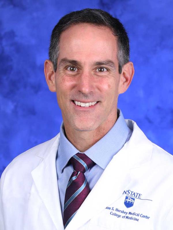 John J. Dougherty，MD